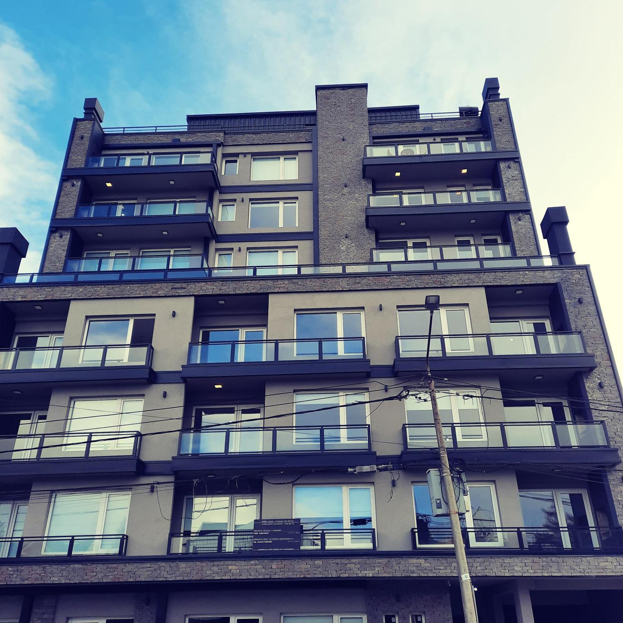 Nuevo Piso Centrico Con Vista Al Lago 2 O 3 Personas 1 Mascota Ok Apartment San Carlos de Bariloche Exterior photo