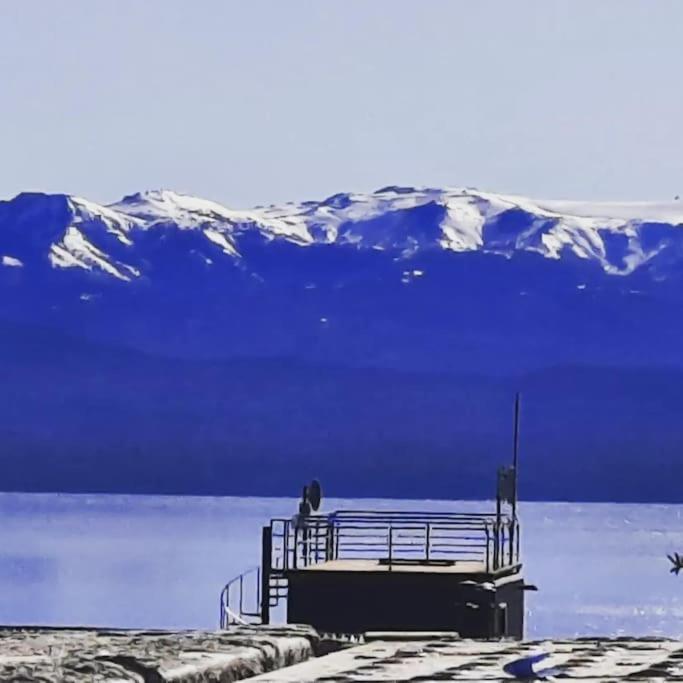 Nuevo Piso Centrico Con Vista Al Lago 2 O 3 Personas 1 Mascota Ok Apartment San Carlos de Bariloche Exterior photo