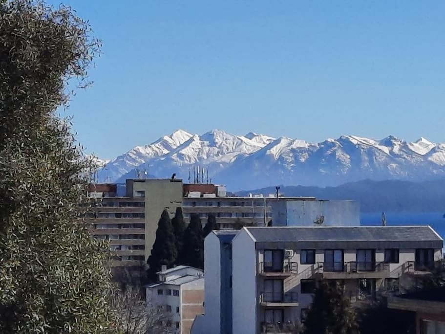 Nuevo Piso Centrico Con Vista Al Lago 2 O 3 Personas 1 Mascota Ok Apartment San Carlos de Bariloche Exterior photo